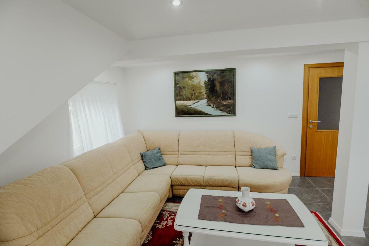 Apartman Slavonia Ðakovo Exterior foto