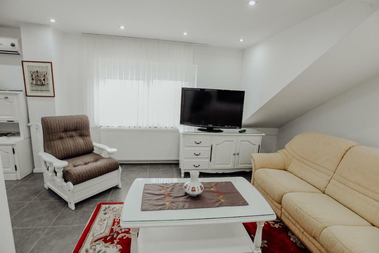 Apartman Slavonia Ðakovo Exterior foto