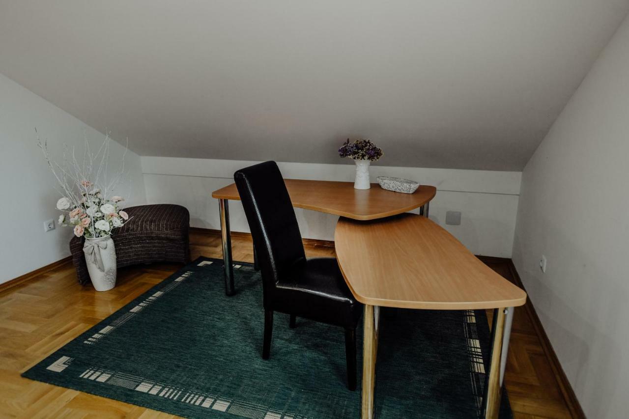 Apartman Slavonia Ðakovo Exterior foto